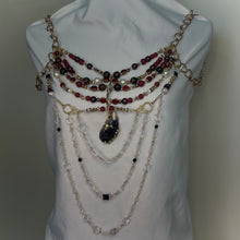 Load image into Gallery viewer, the pomegranates decay