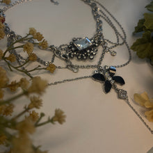 Load image into Gallery viewer, heart flutter