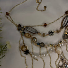 Load image into Gallery viewer, roots in gold