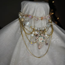 Load image into Gallery viewer, peach petals
