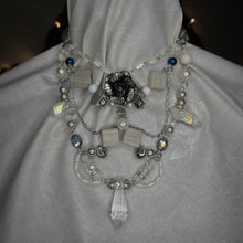 Load image into Gallery viewer, diamond in the night
