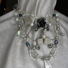 Load image into Gallery viewer, diamond in the night
