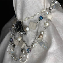 Load image into Gallery viewer, diamond in the night
