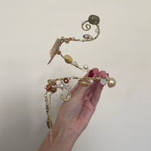 Load image into Gallery viewer, thorn and dew (Arm Cuff)

