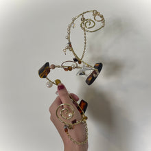 Load image into Gallery viewer, bark and honey (ARM CUFF)
