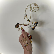 Load image into Gallery viewer, bark and honey (ARM CUFF)
