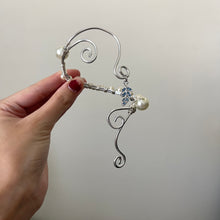 Load image into Gallery viewer, winds of love (WRIST CUFF)
