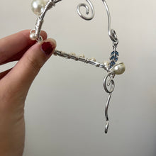 Load image into Gallery viewer, winds of love (WRIST CUFF)
