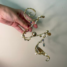Load image into Gallery viewer, believe in her (ARM CUFF)
