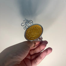Load image into Gallery viewer, honeycomb swirl (ARM CUFF)
