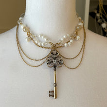 Load image into Gallery viewer, eris
