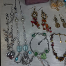 Load image into Gallery viewer, Jewelry Jar: Earths child
