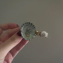 Load image into Gallery viewer, thingamabob
