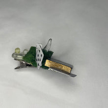 Load image into Gallery viewer, Safe and Sound (Hair Clip)
