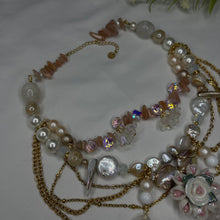 Load image into Gallery viewer, peach petals
