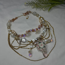 Load image into Gallery viewer, peach petals
