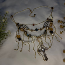 Load image into Gallery viewer, roots in gold
