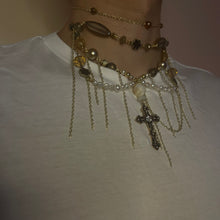 Load image into Gallery viewer, roots in gold
